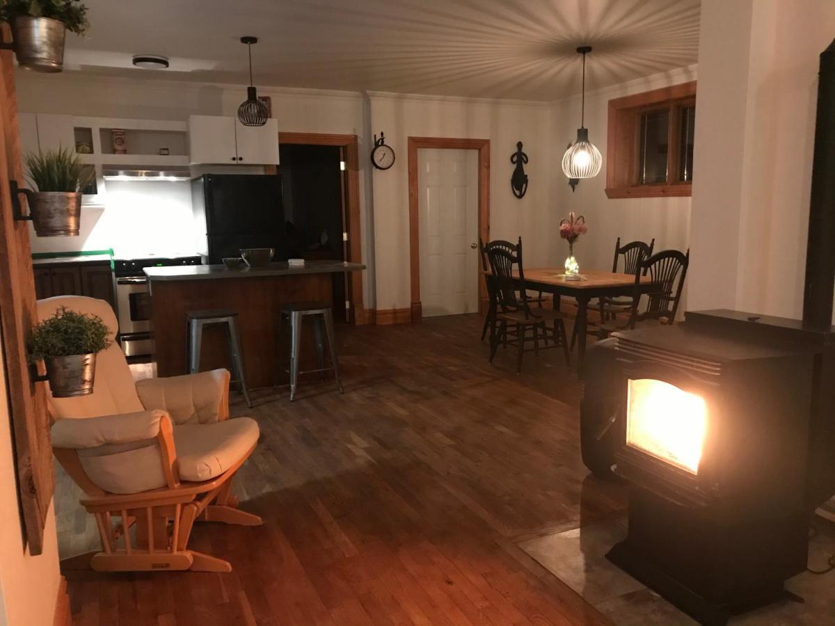 Relais Chez Rosa Logement Intime Et Prive モンマニー エクステリア 写真