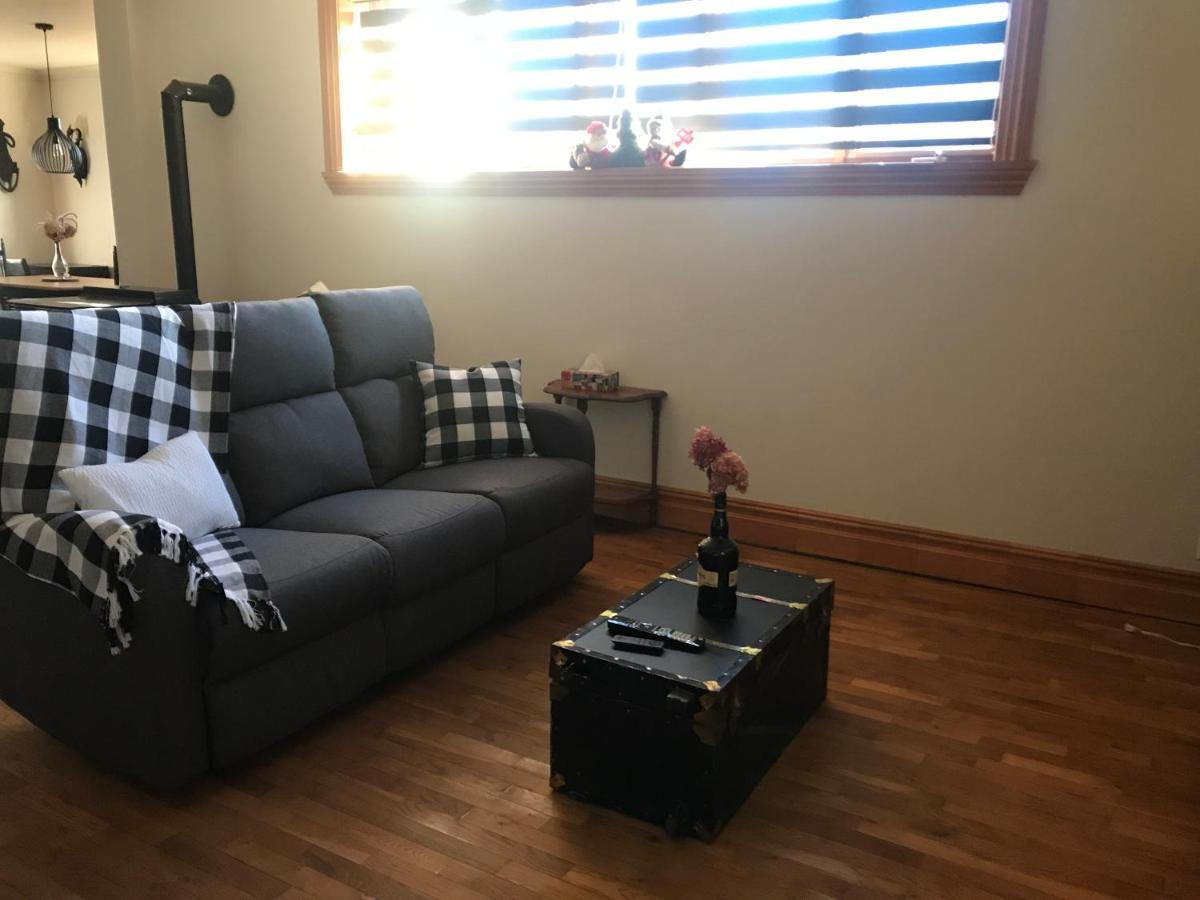 Relais Chez Rosa Logement Intime Et Prive モンマニー エクステリア 写真